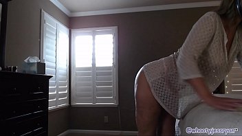 Mature webcam model shows home erotica